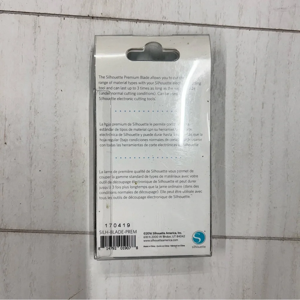 NIP Lot of‎ Silhouette Cameo Accessories, cutting mat, blade, scrapers new